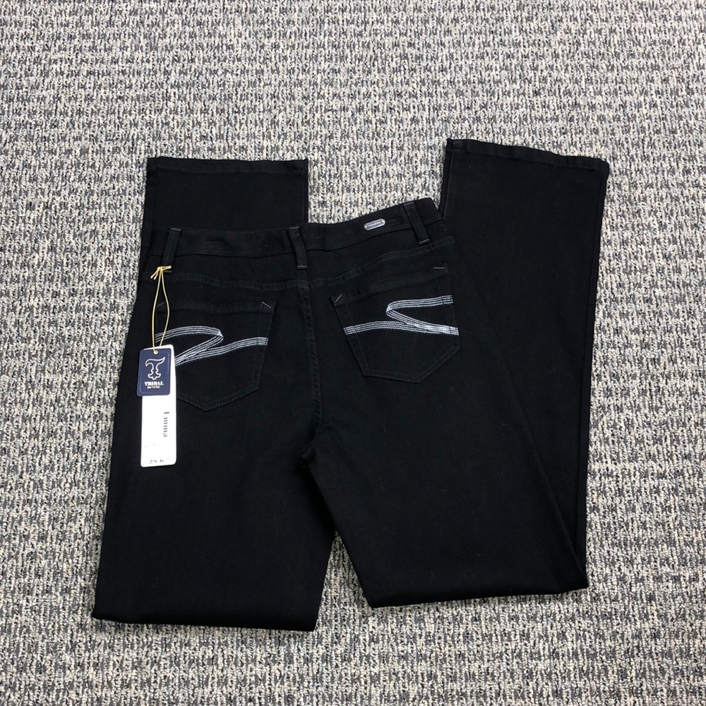 Ladies NWT Tribal Straight Jeans